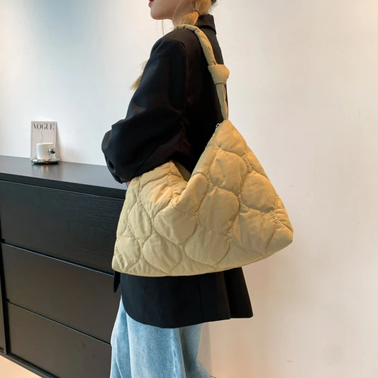 Women Padding Shoulder Bag Large Capacity Quilted Tote Bag Solid Hobo Handbag Puffy Tote Handbags Fall Winter Cloud Puffer Bag